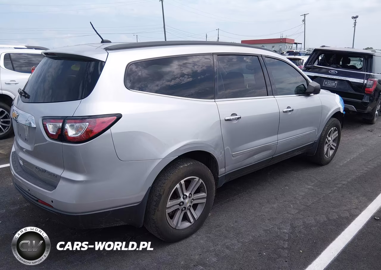 2015 Chevrolet Traverse Lt VIN:1GNKRGKD9FJ332908 - 4