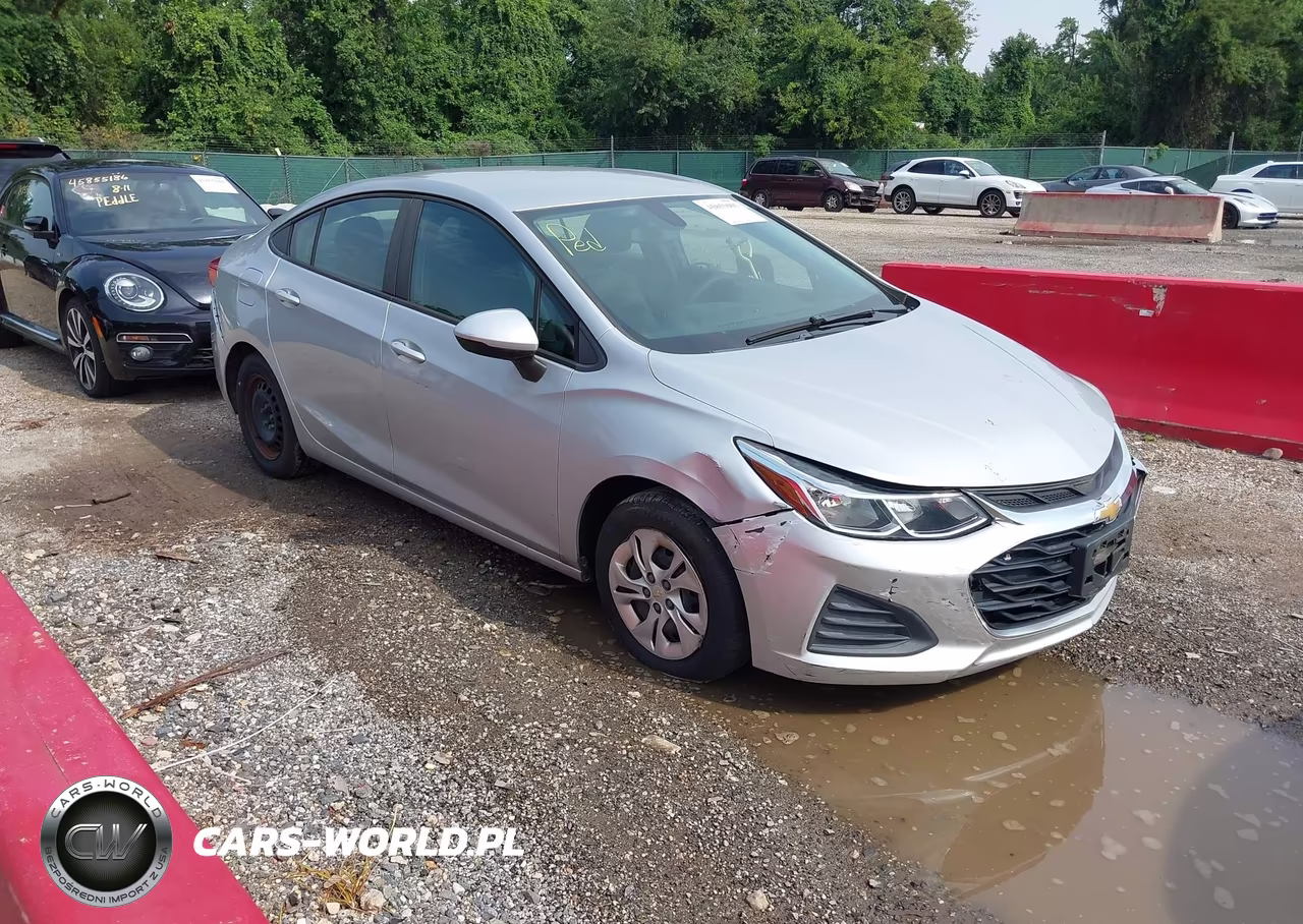 2019 Chevrolet Cruze Ls – zdjęcie 1 z 22