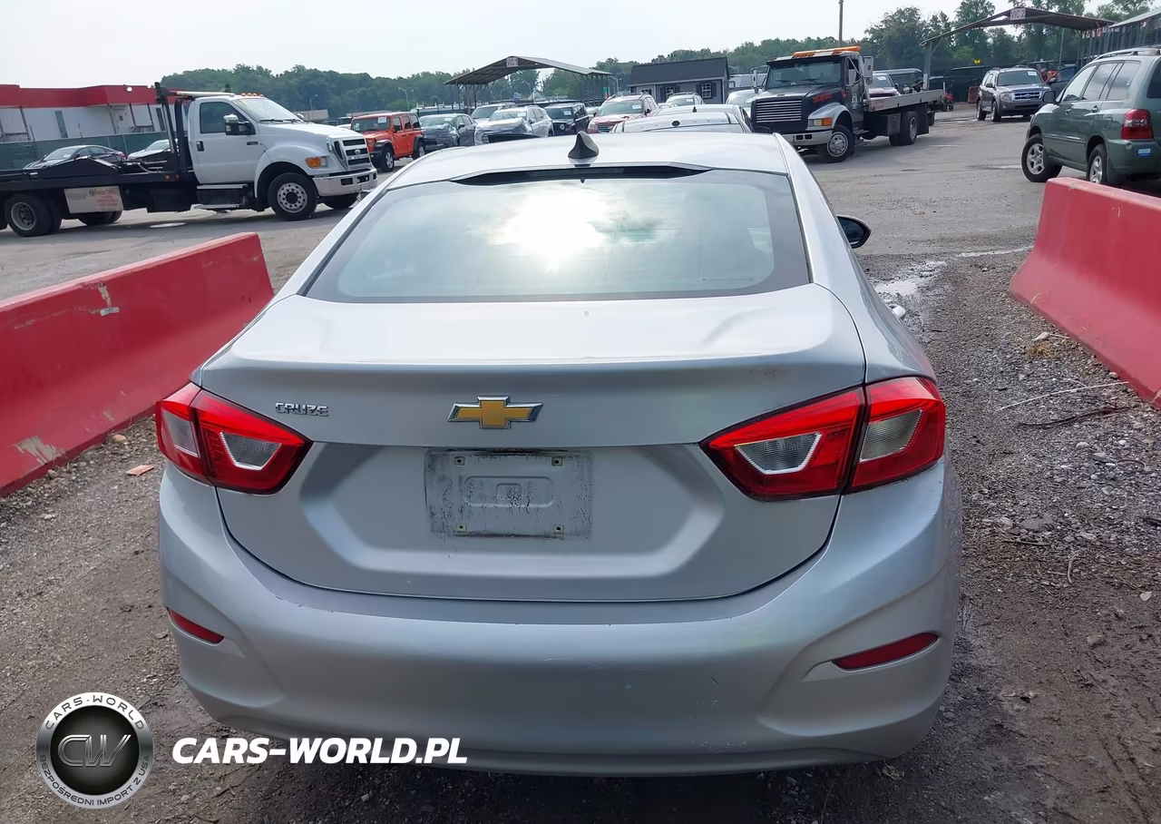 2019 Chevrolet Cruze Ls VIN:1G1BC5SM4K7150256 - 17