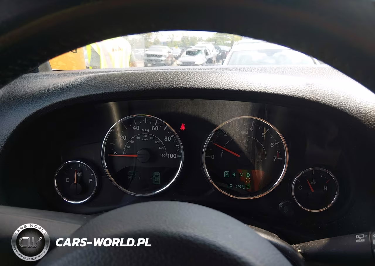 2012 Jeep Wrangler Unlimited Sahara VIN:1C4HJWEGXCL184326 - 7