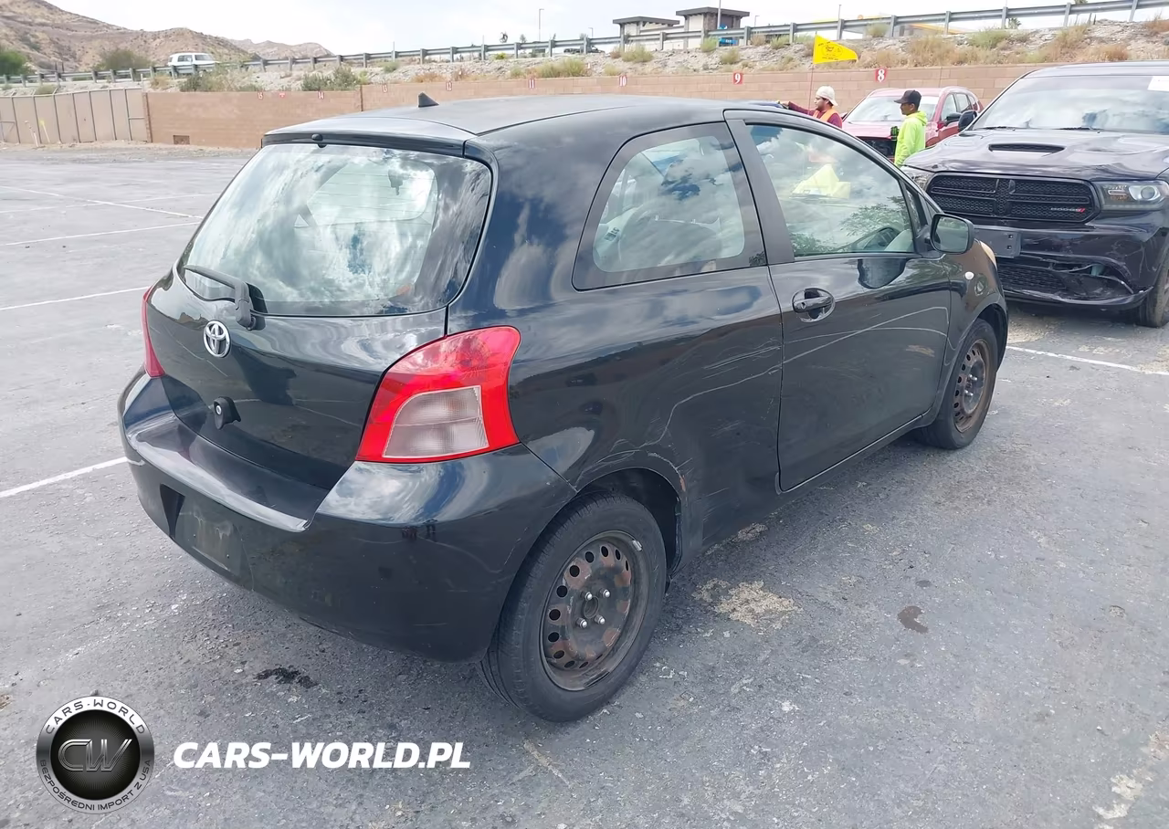 2007 Toyota Yaris VIN:JTDJT923X75096630 - 4