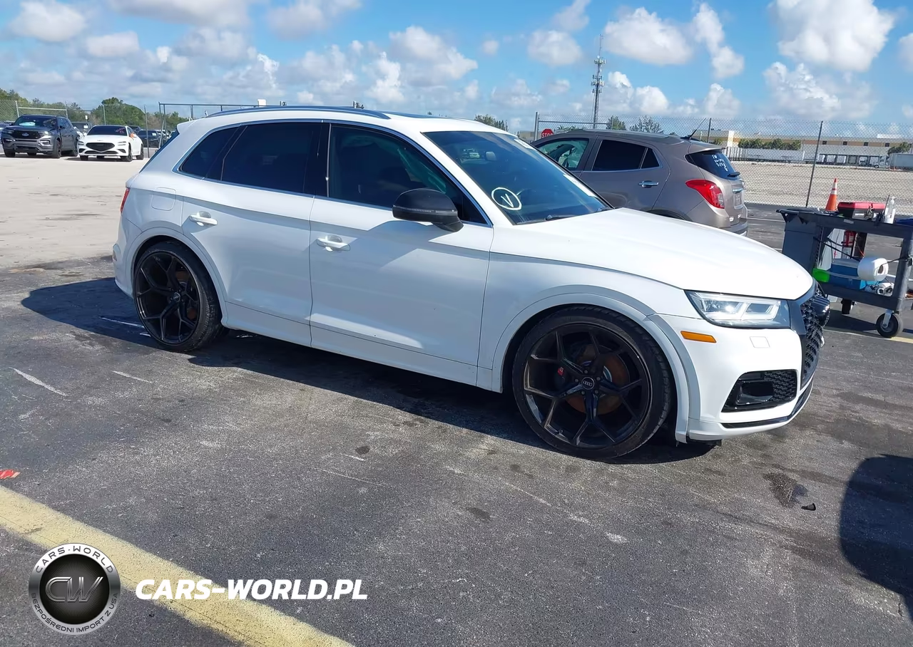 2019 Audi Sq5 3.0T Premium VIN:WA1A4AFY8K2063392 - 1