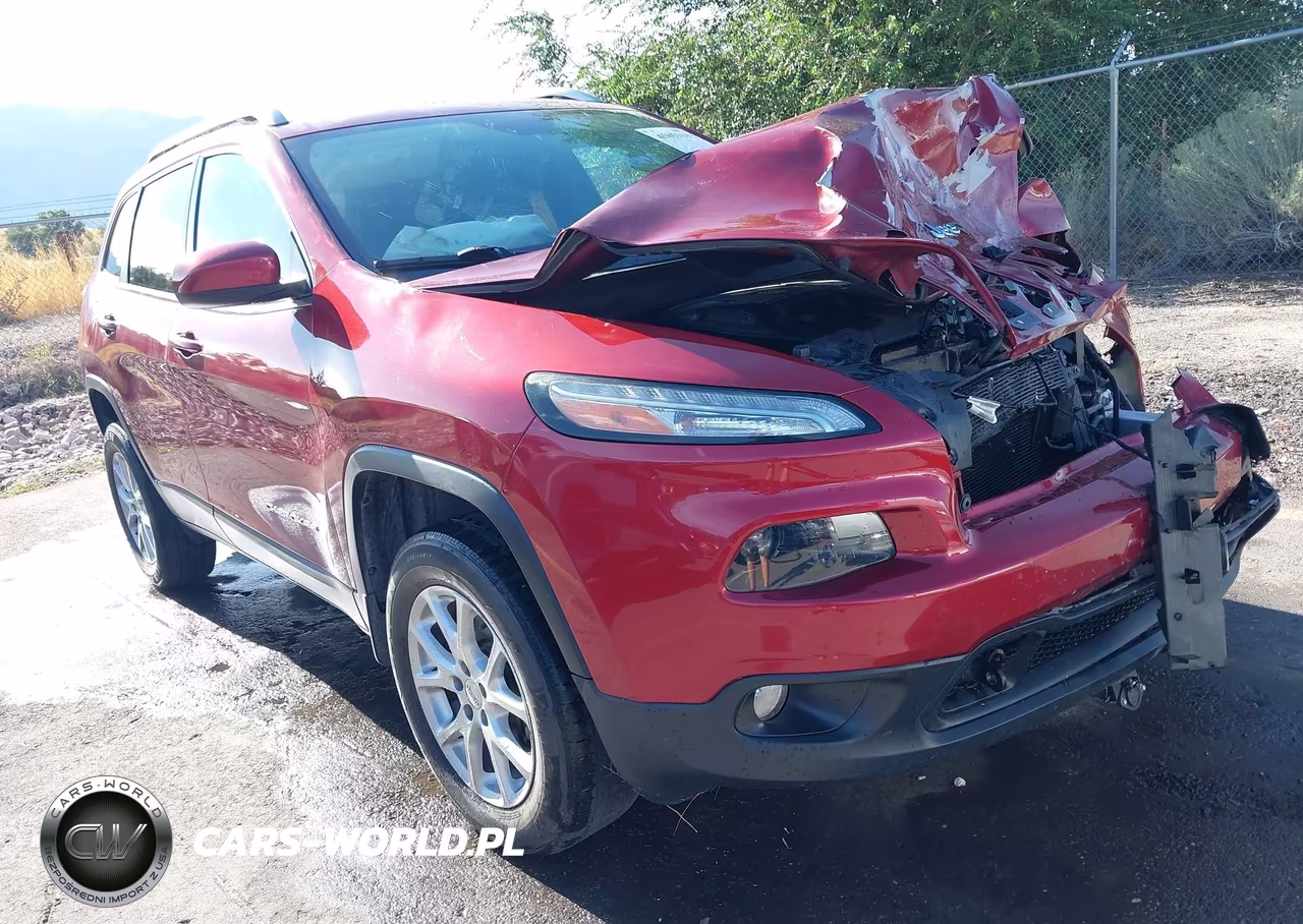 2016 Jeep Cherokee Latitude – zdjęcie 1 z 17