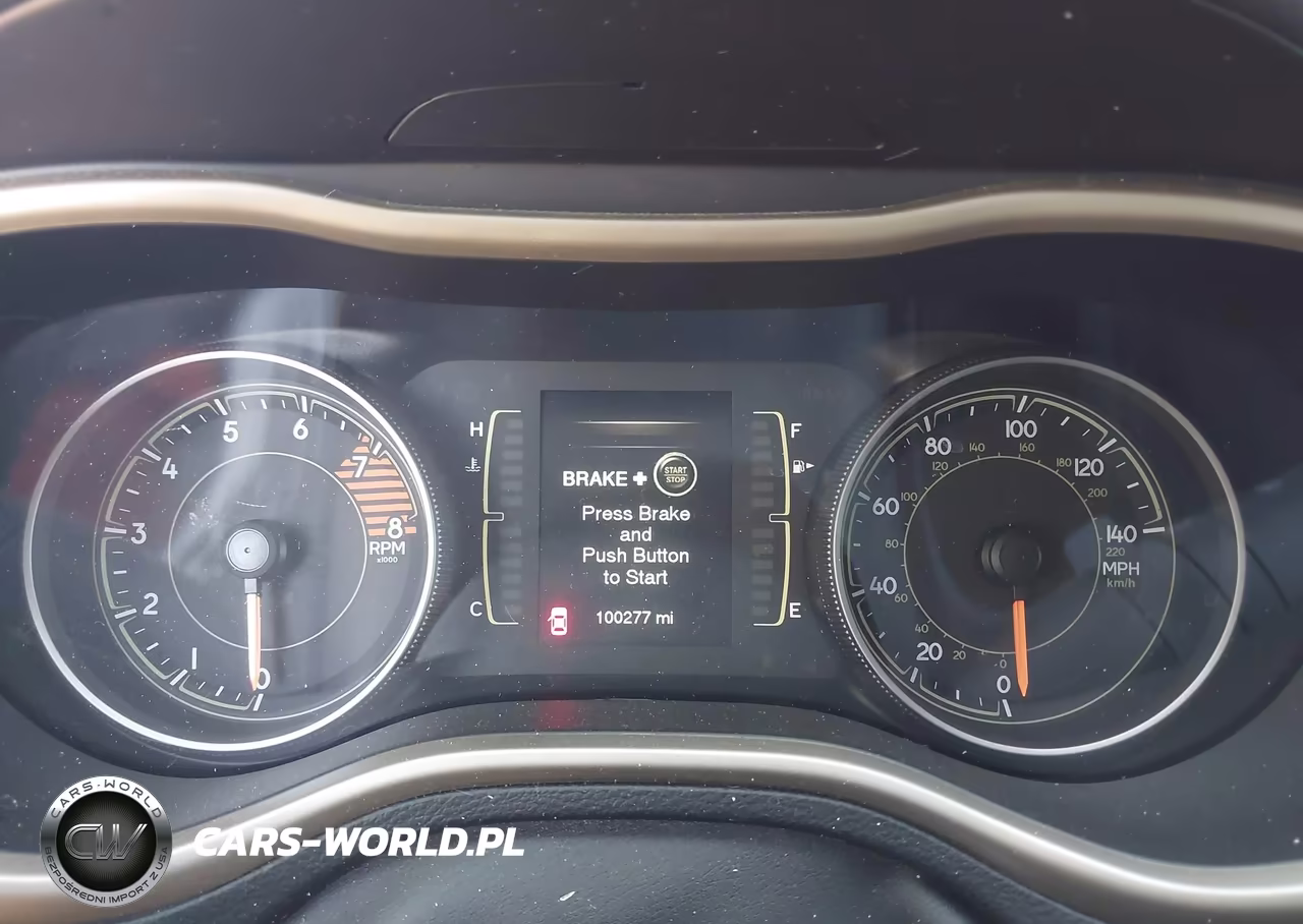 2016 Jeep Cherokee Latitude VIN:1C4PJMCS0GW113048 - 7