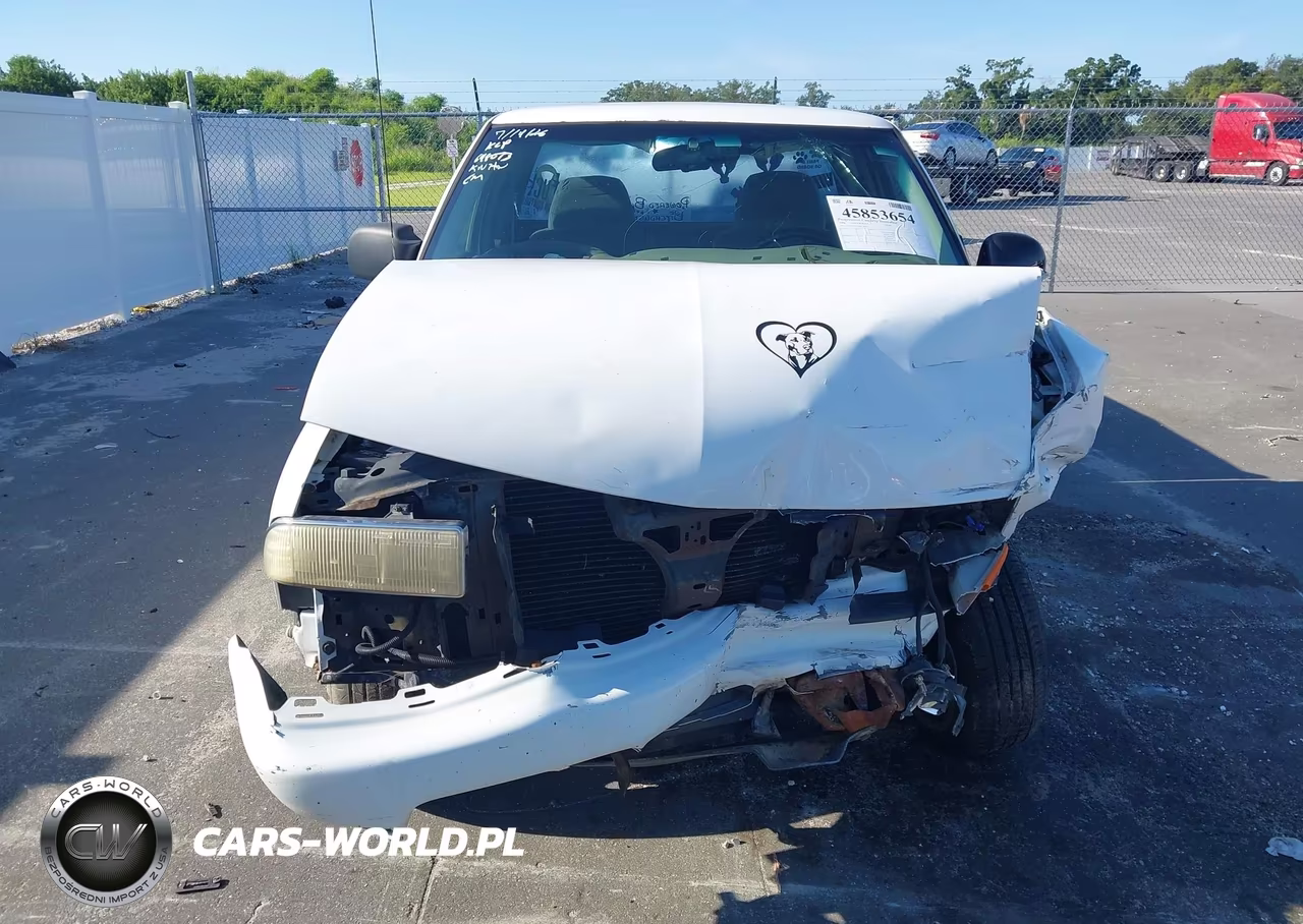 1998 Chevrolet S-10 Ls VIN:1GCCS19X1W8225941 - 13