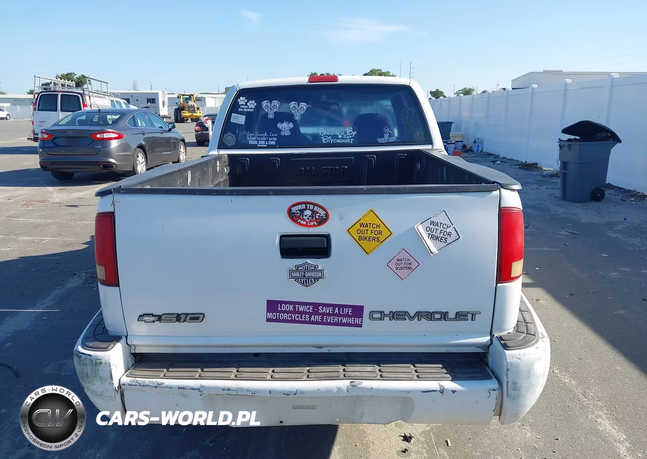 1998 Chevrolet S-10 Ls VIN:1GCCS19X1W8225941 - 17