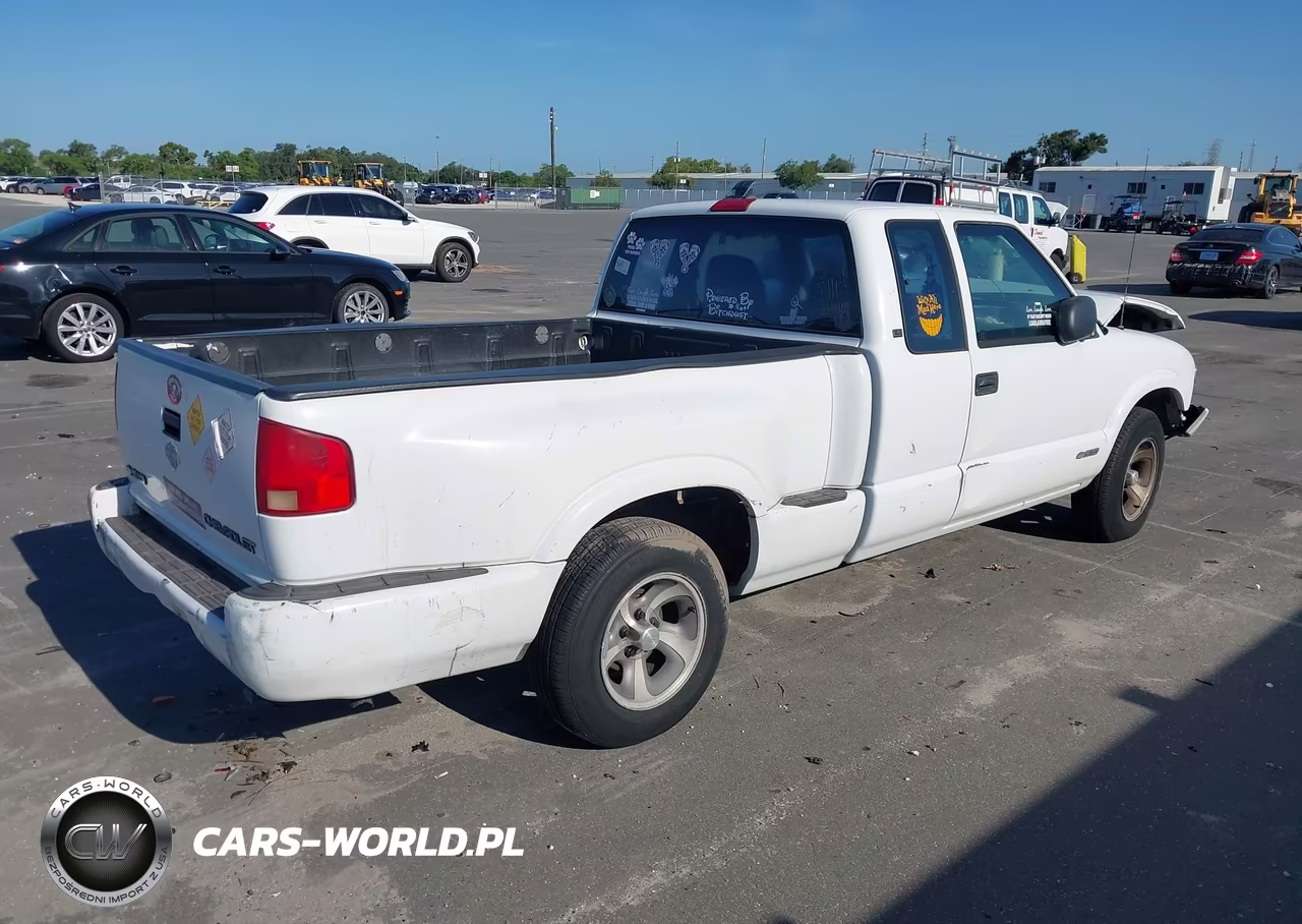 1998 Chevrolet S-10 Ls VIN:1GCCS19X1W8225941 - 4
