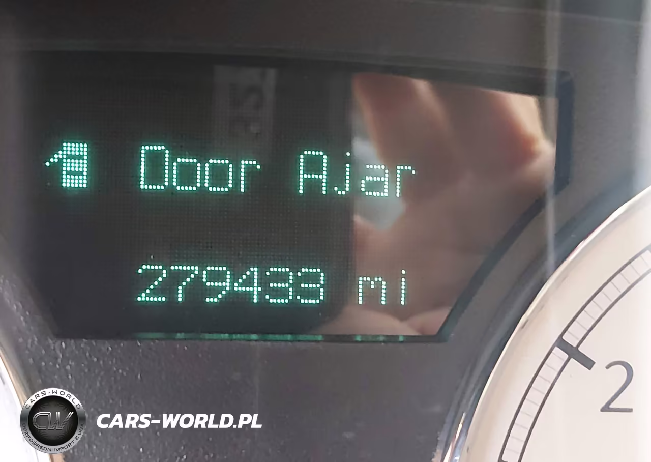 2005 Chrysler 300C VIN:2C3JA63H45H111051 - 12