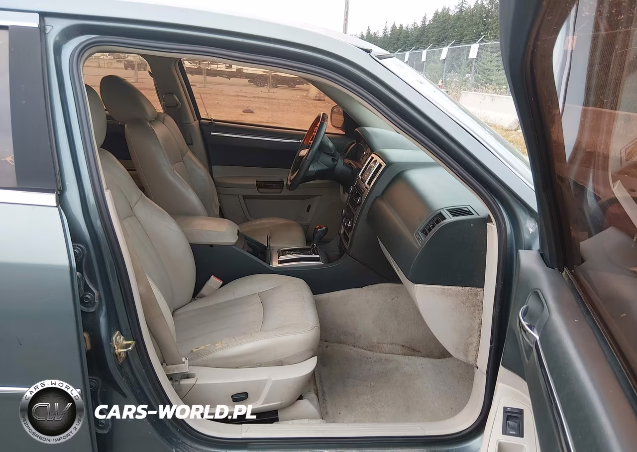 2005 Chrysler 300C VIN:2C3JA63H45H111051 - 5