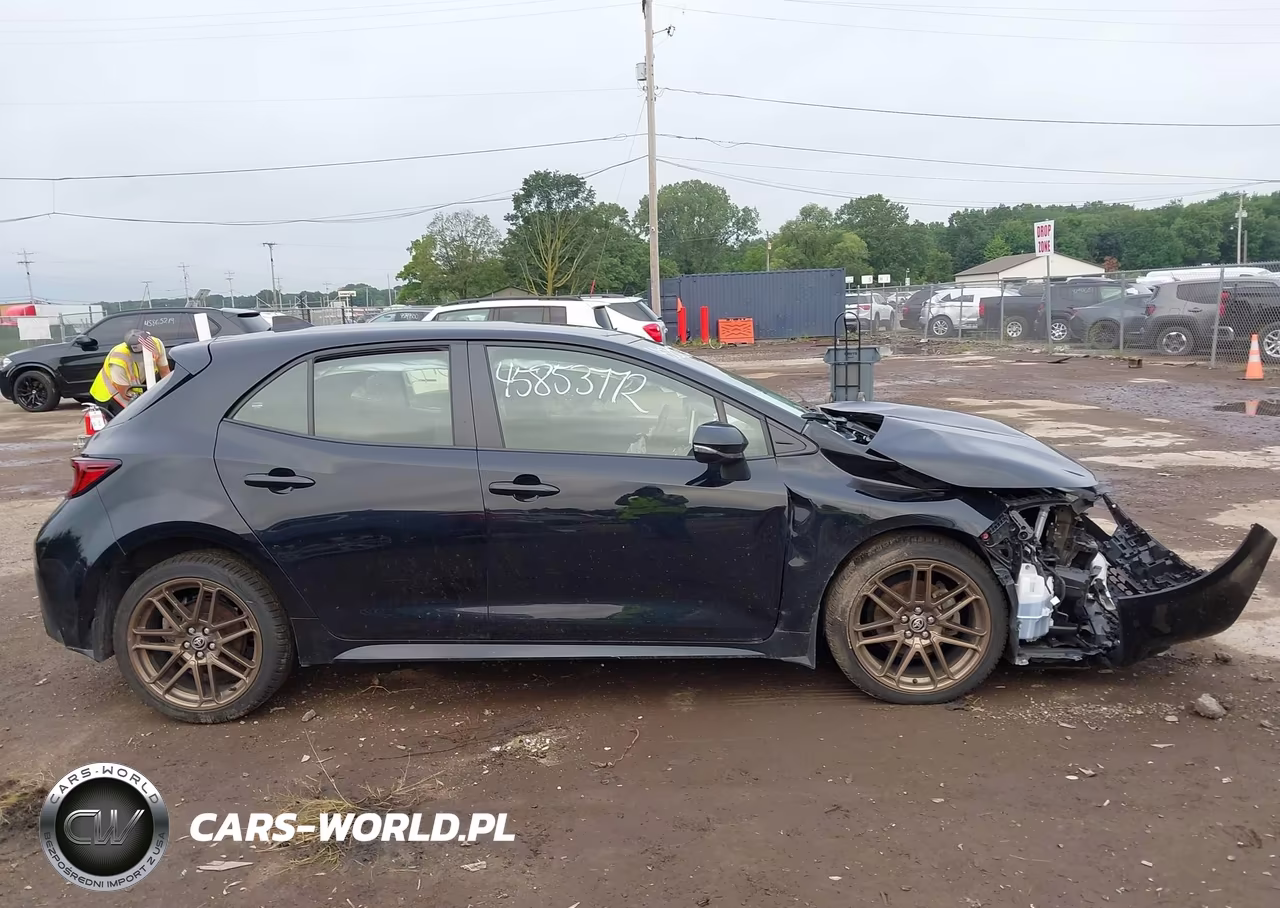 2025 Toyota Corolla Nightshade Edition VIN:JTND4MBE9S3238772 - 13