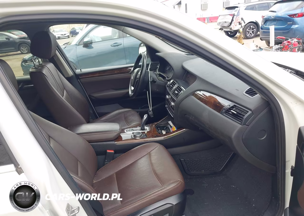 2016 BMW X3 xDrive28I VIN:5UXWX9C53G0D84367 - 5