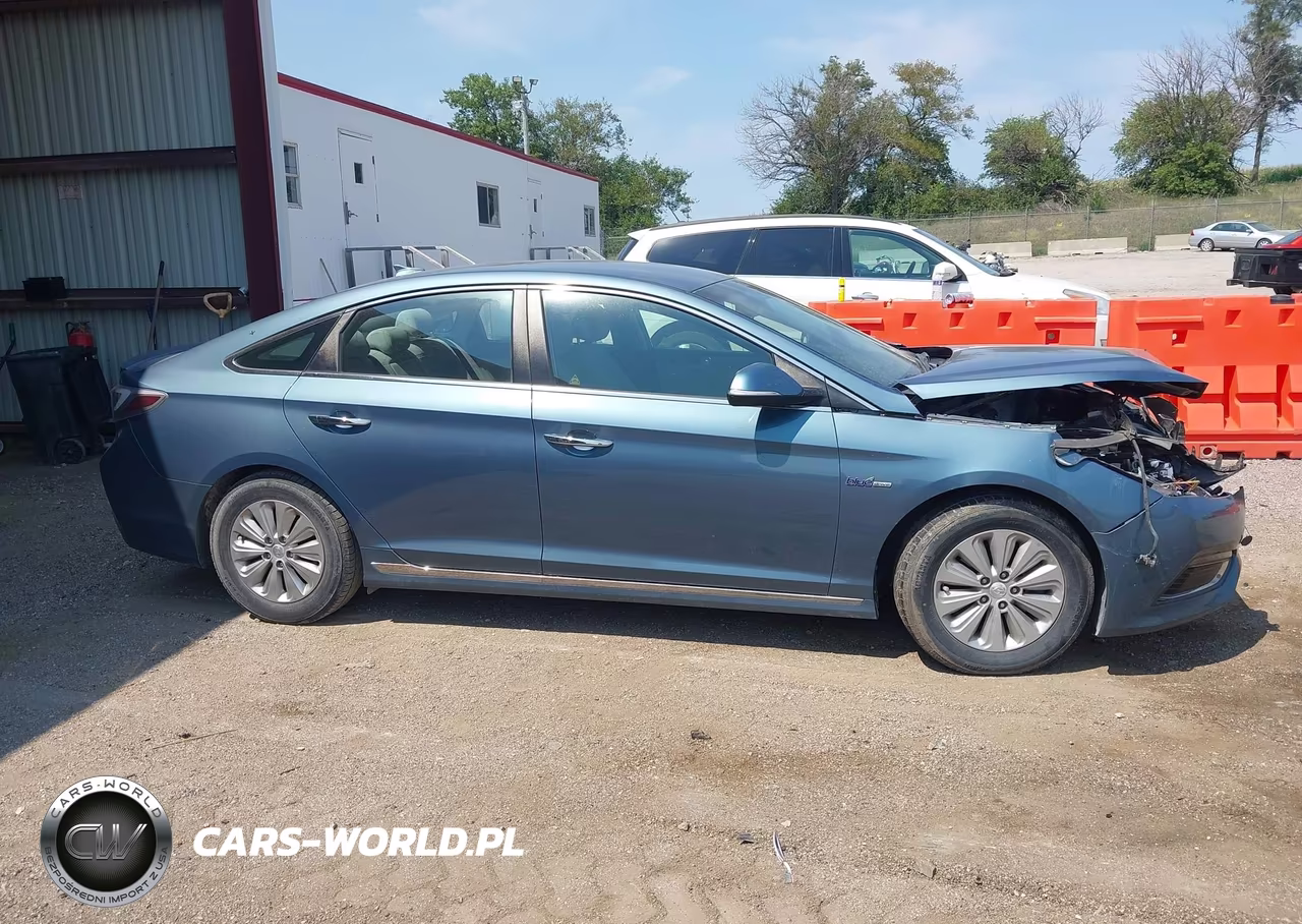 2016 Hyundai Sonata Hybrid Se VIN:KMHE24L19GA036166 - 14