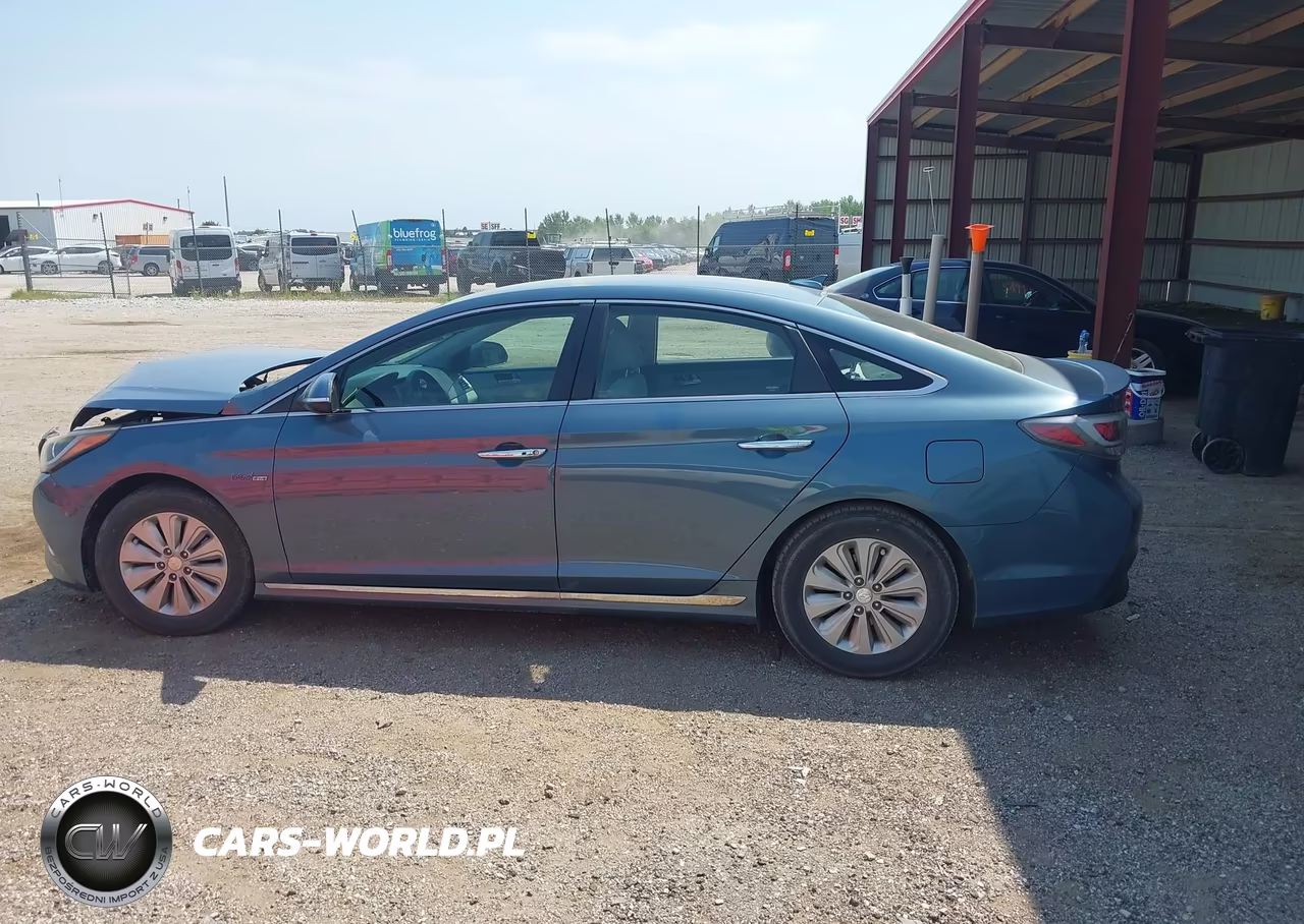 2016 Hyundai Sonata Hybrid Se VIN:KMHE24L19GA036166 - 15