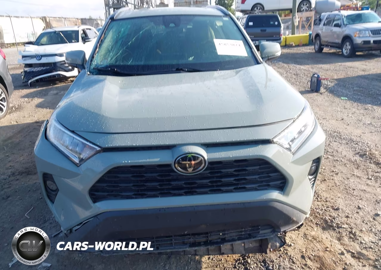 2021 Toyota Rav4 Xle VIN:2T3W1RFV7MW175572 - 12