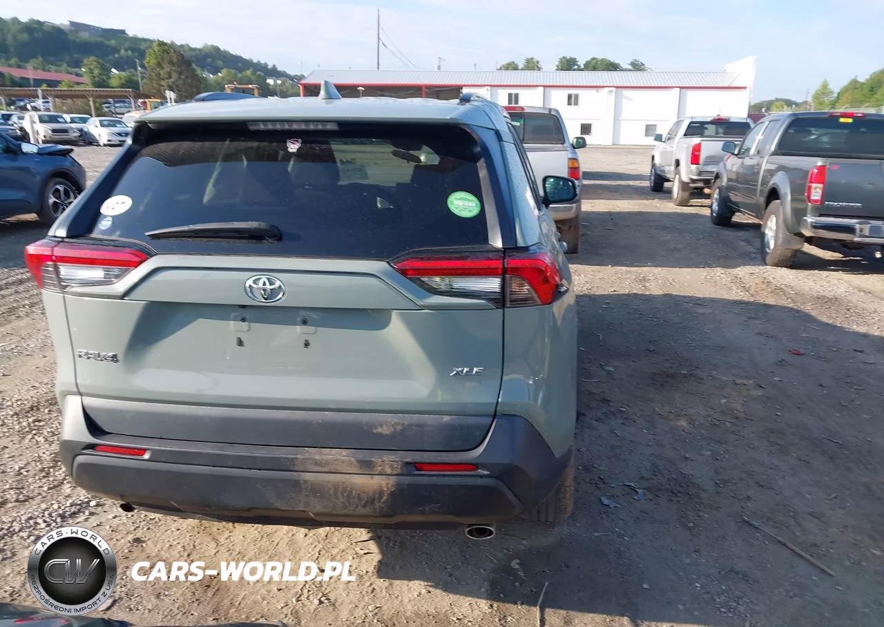 2021 Toyota Rav4 Xle VIN:2T3W1RFV7MW175572 - 16