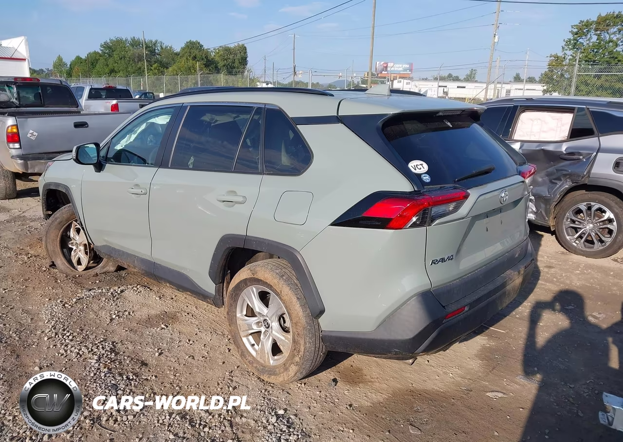 2021 Toyota Rav4 Xle VIN:2T3W1RFV7MW175572 - 3