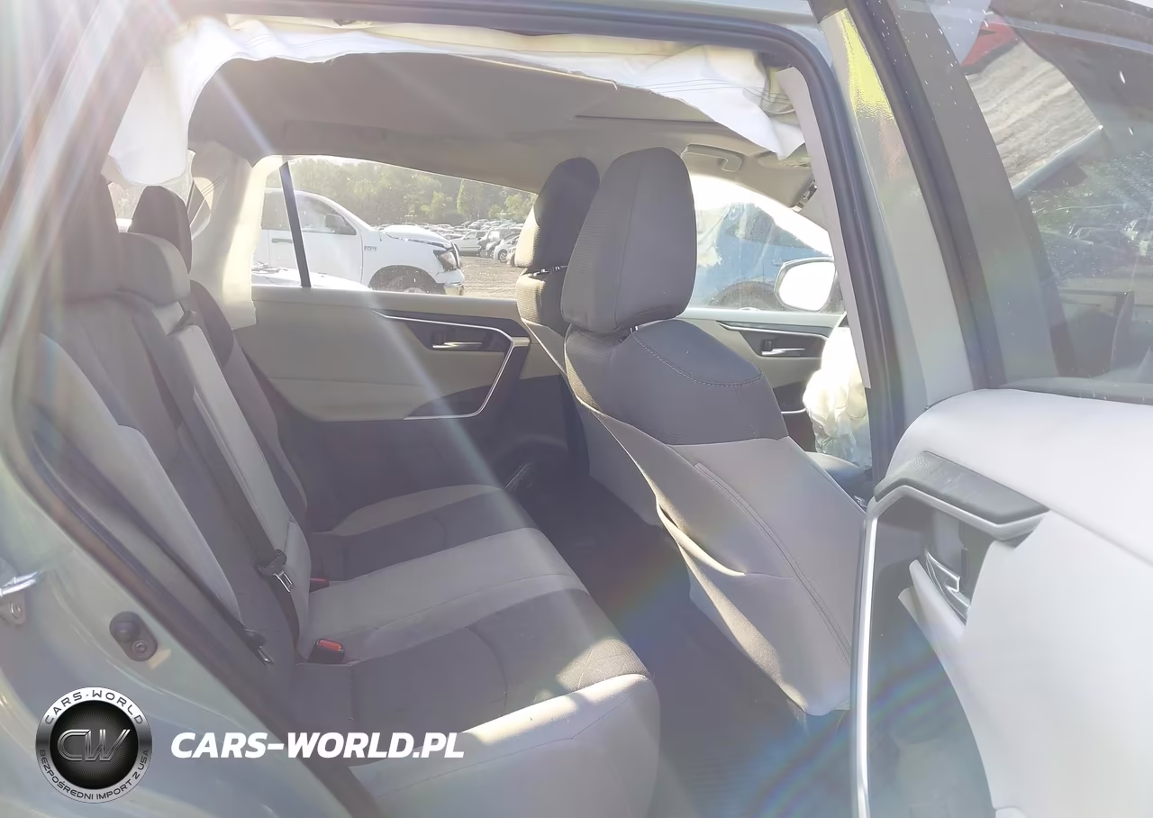 2021 Toyota Rav4 Xle VIN:2T3W1RFV7MW175572 - 8