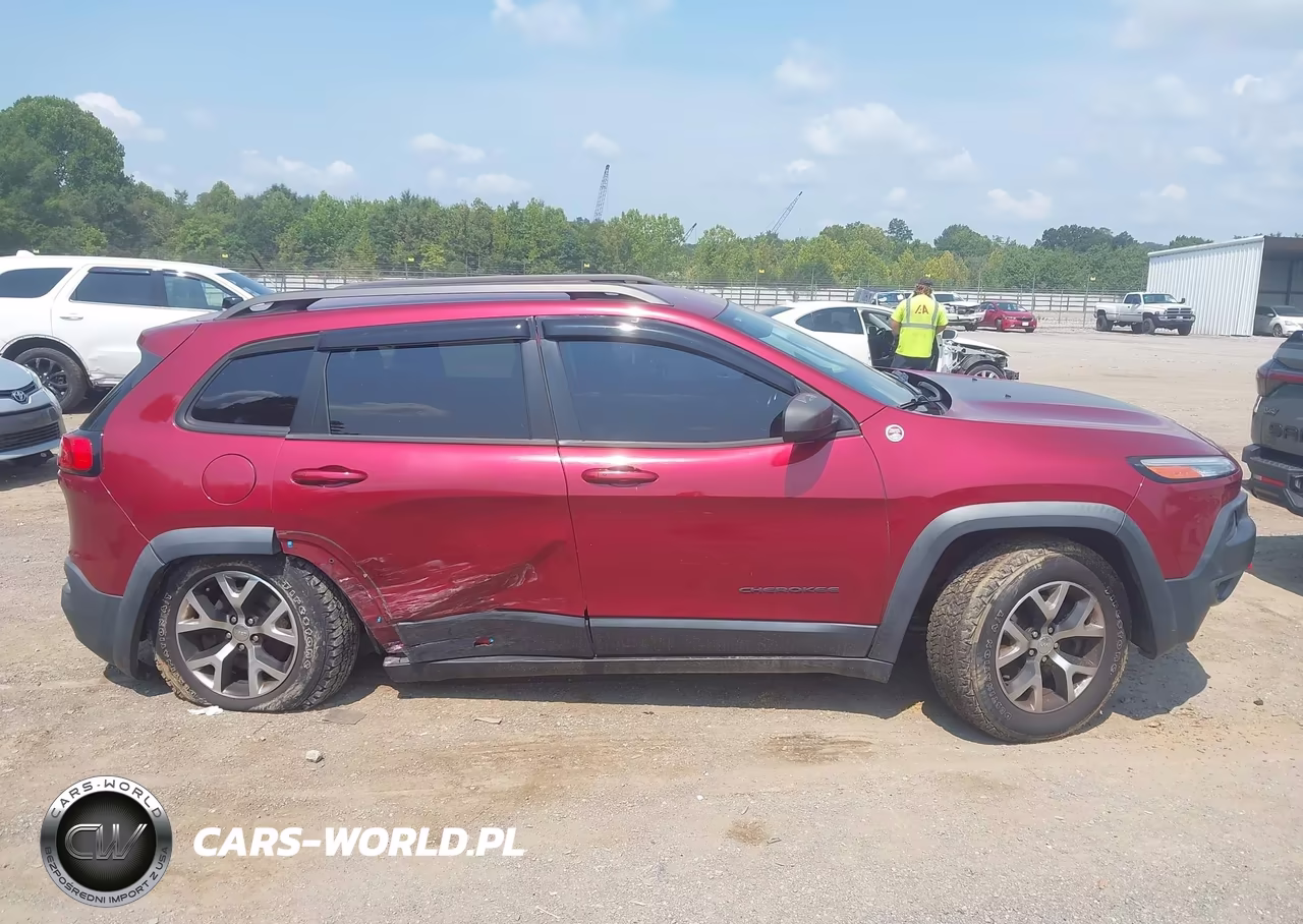 2015 Jeep Cherokee Trailhawk VIN:1C4PJMBS7FW564221 - 13