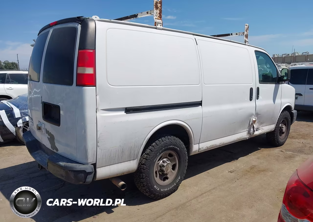 2012 Chevrolet Express 2500 Work Van VIN:1GCWGFCA1C1153501 - 4