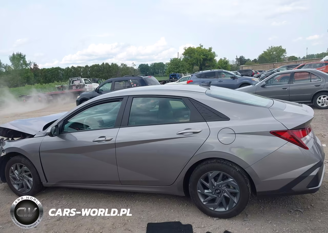 2024 Hyundai Elantra Sel VIN:KMHLM4DG6RU658083 - 14