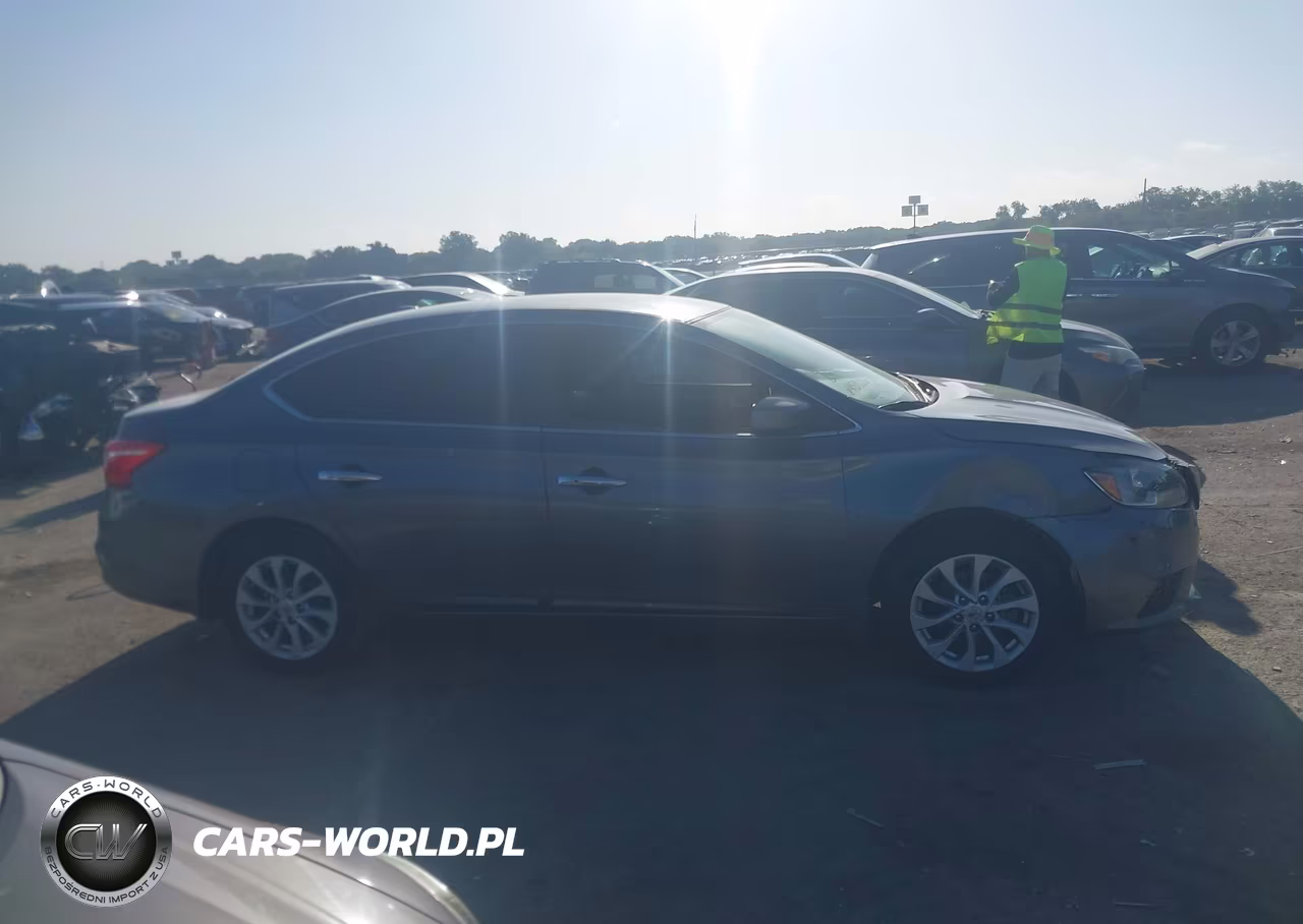 2018 Nissan Sentra Sv VIN:3N1AB7AP4JL645826 - 13