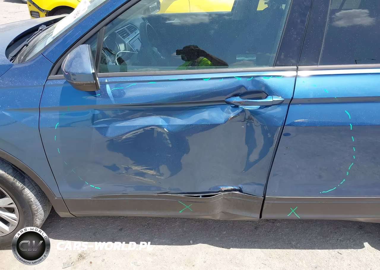 2019 Volkswagen Tiguan 2.0T S VIN:3VV1B7AX4KM048444 - 17