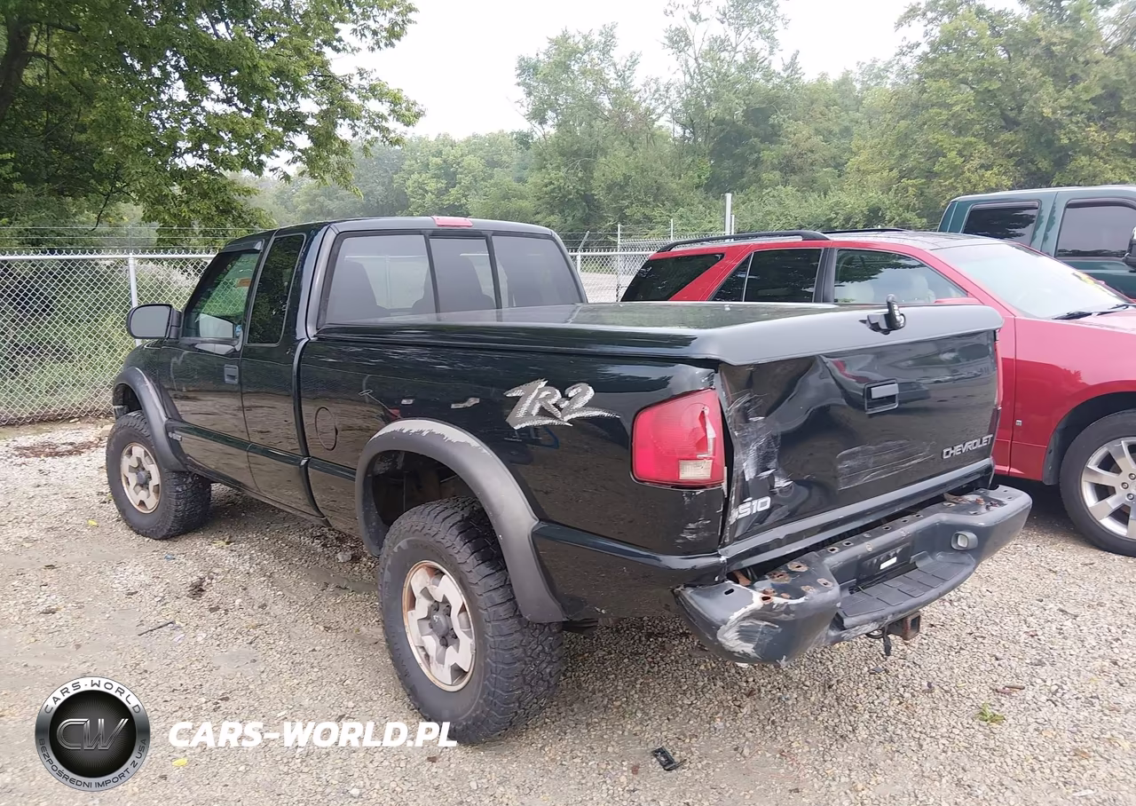 2002 Chevrolet S-10 Ls VIN:1GCCT19W928229170 - 3