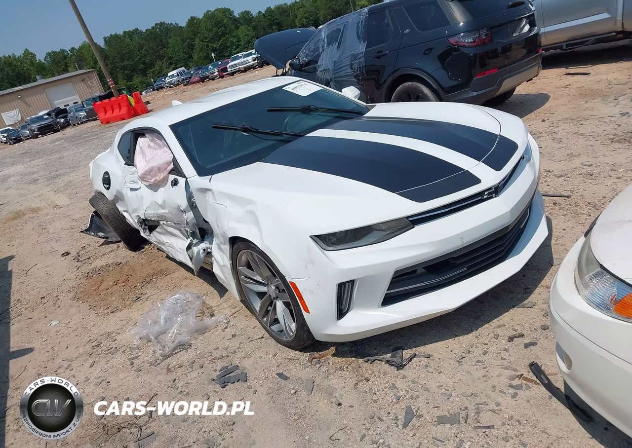 2017 Chevrolet Camaro 1Lt – zdjęcie 1 z 18