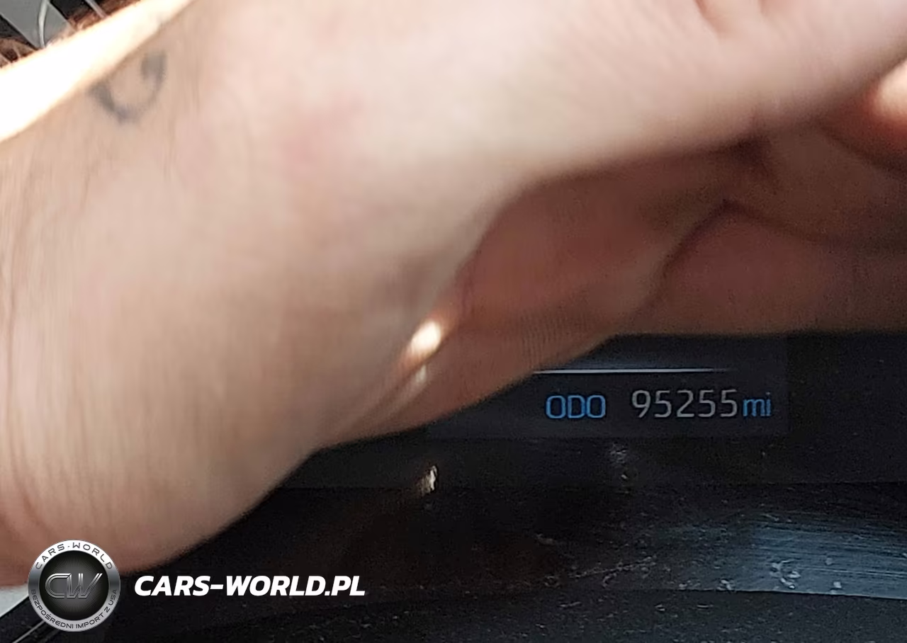 2022 Toyota Highlander Le VIN:5TDBZRBH2NS169155 - 14