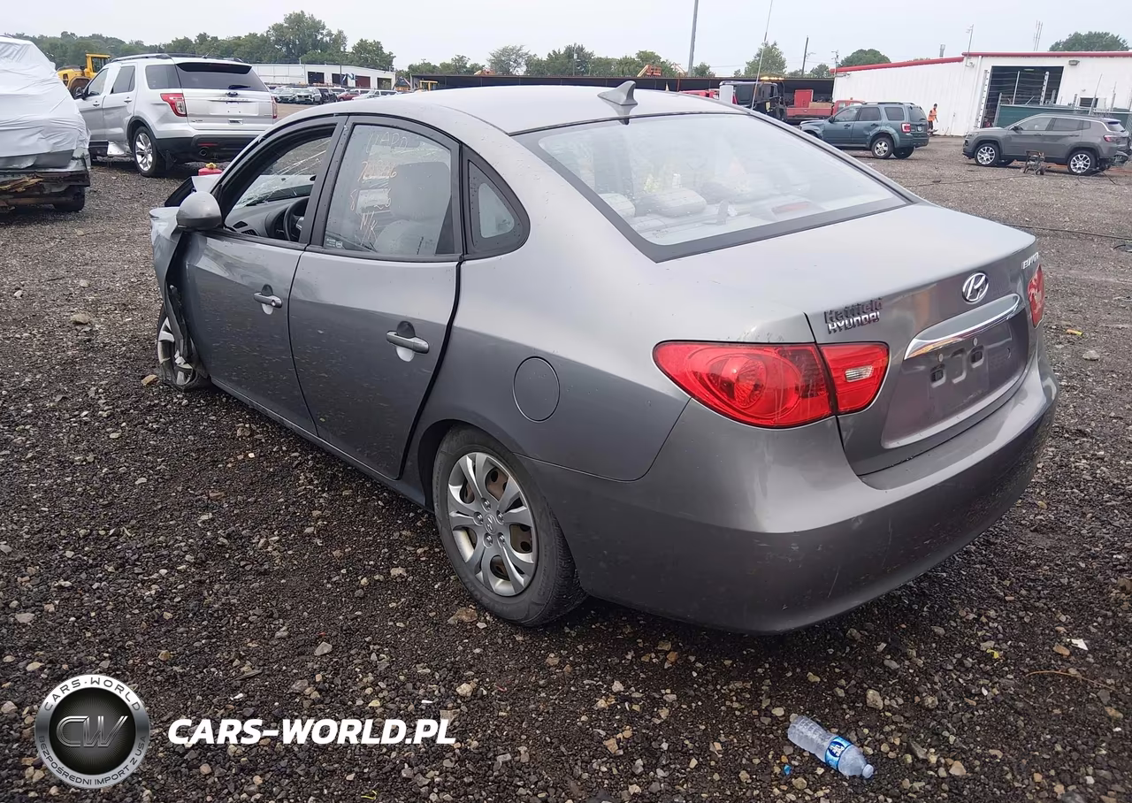 2010 Hyundai Elantra Gls VIN:KMHDU4AD0AU130610 - 3