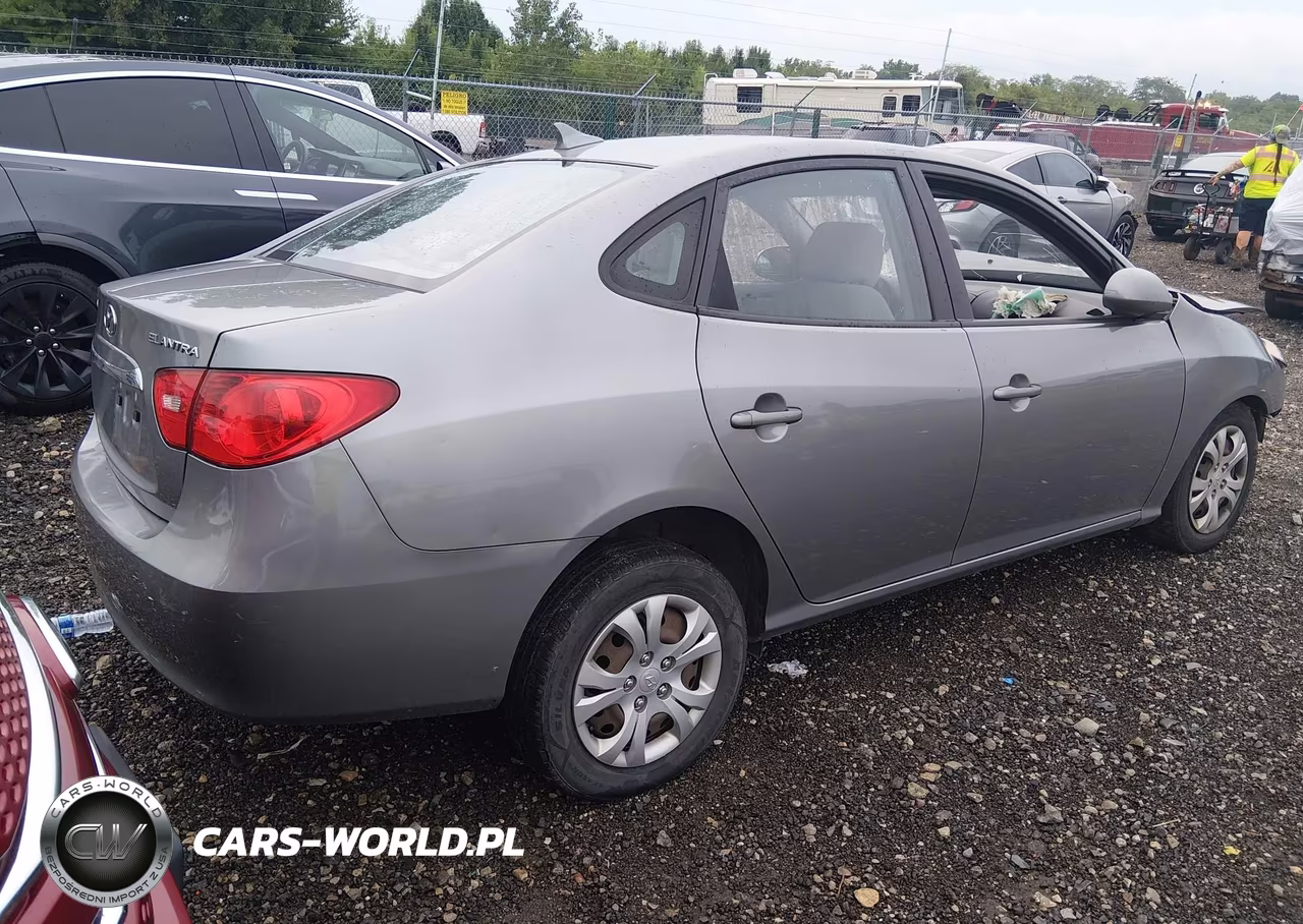 2010 Hyundai Elantra Gls VIN:KMHDU4AD0AU130610 - 4