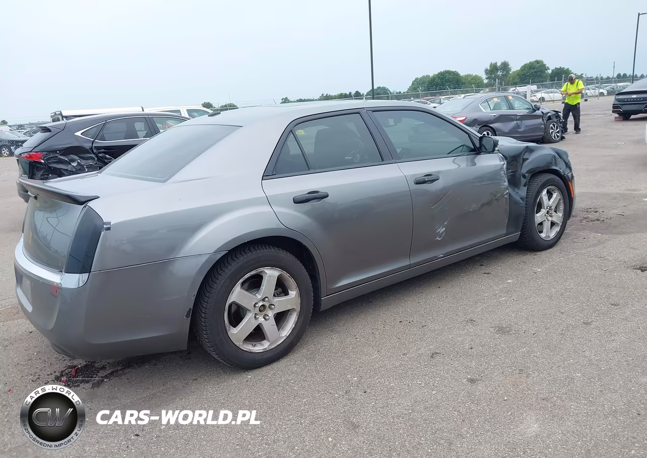 2011 Chrysler 300C Awd VIN:2C3CK6CT1BH612212 - 4