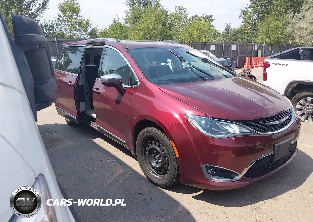2018 Chrysler Pacifica Limited VIN:2C4RC1GG9JR117512 - 13