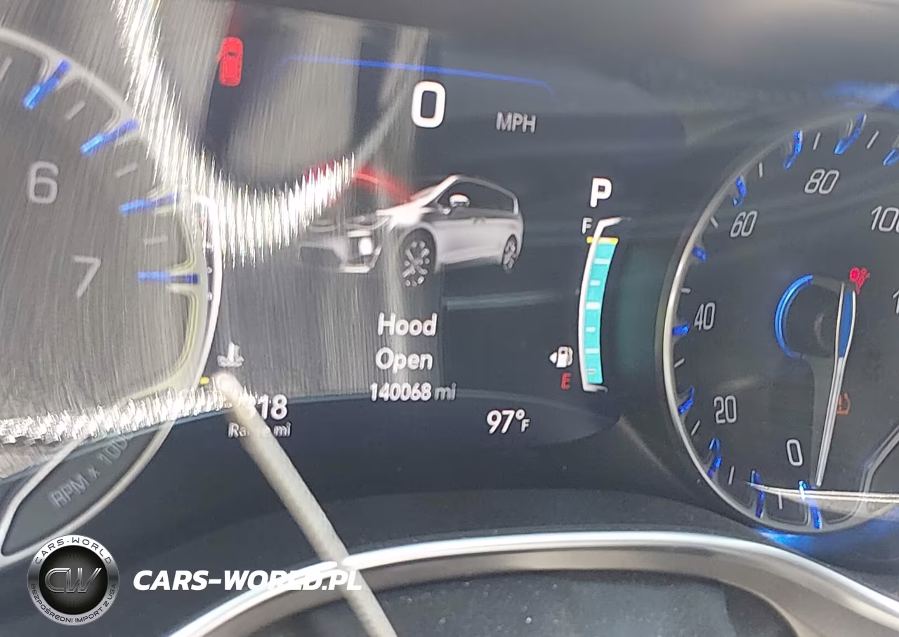 2018 Chrysler Pacifica Limited VIN:2C4RC1GG9JR117512 - 15