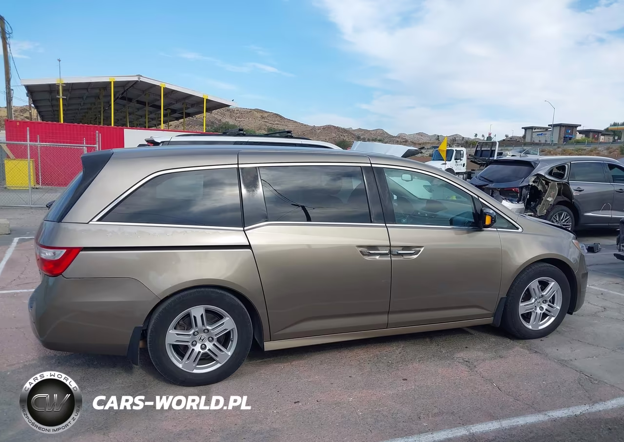 2012 Honda Odyssey Touring-Touring Elite VIN:5FNRL5H90CB092439 - 13