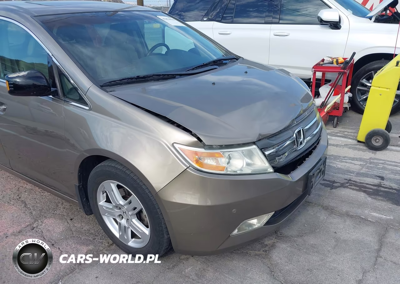 2012 Honda Odyssey Touring-Touring Elite VIN:5FNRL5H90CB092439 - 17