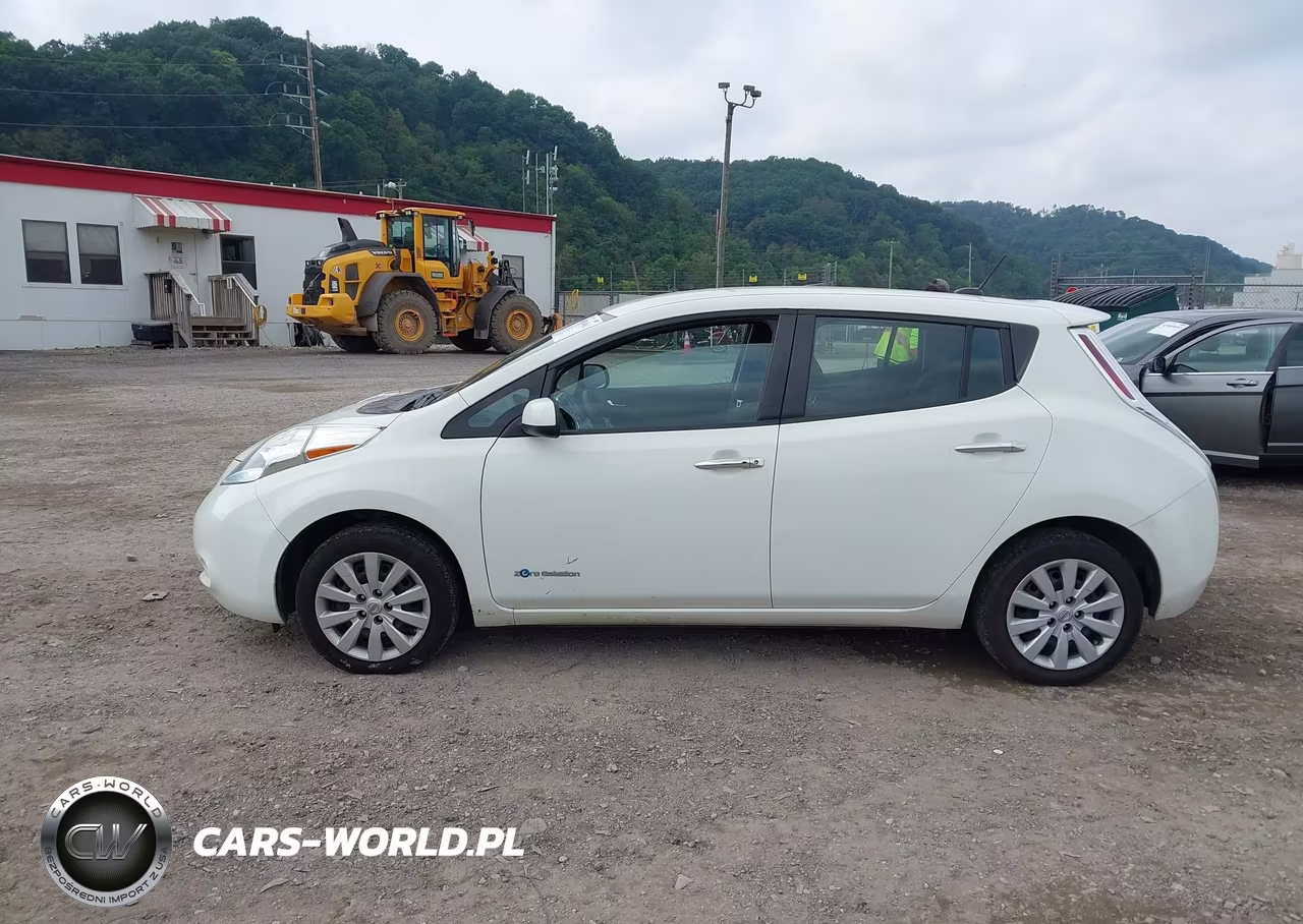 2016 Nissan Leaf S VIN:1N4AZ0CP7GC308798 - 14