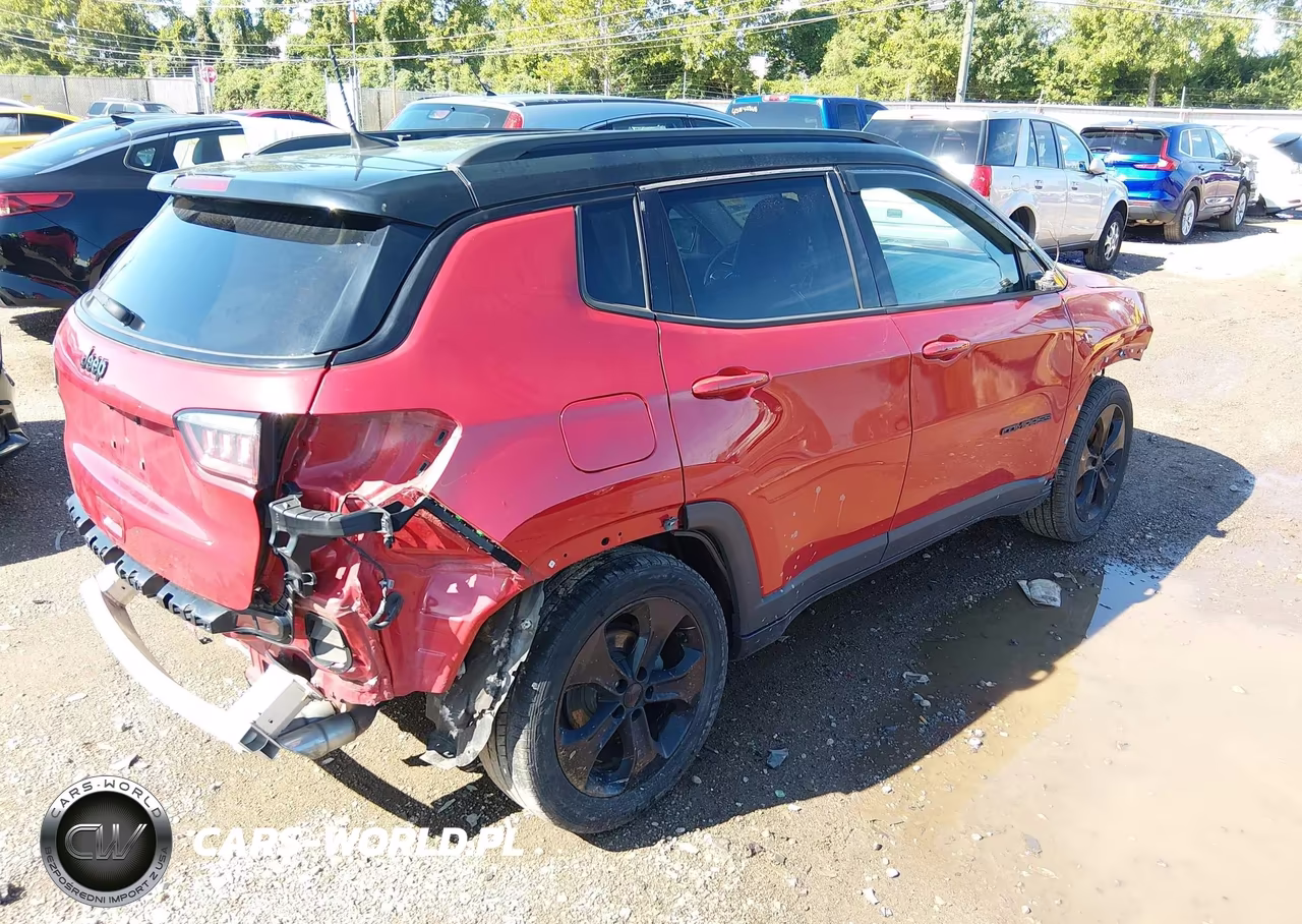 2019 Jeep Compass Altitude Fwd VIN:3C4NJCBBXKT636885 - 4