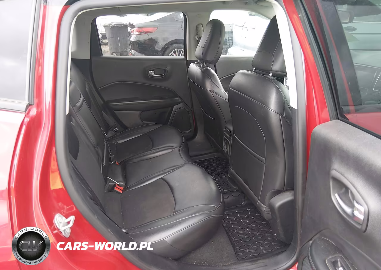 2019 Jeep Compass Altitude Fwd VIN:3C4NJCBBXKT636885 - 8