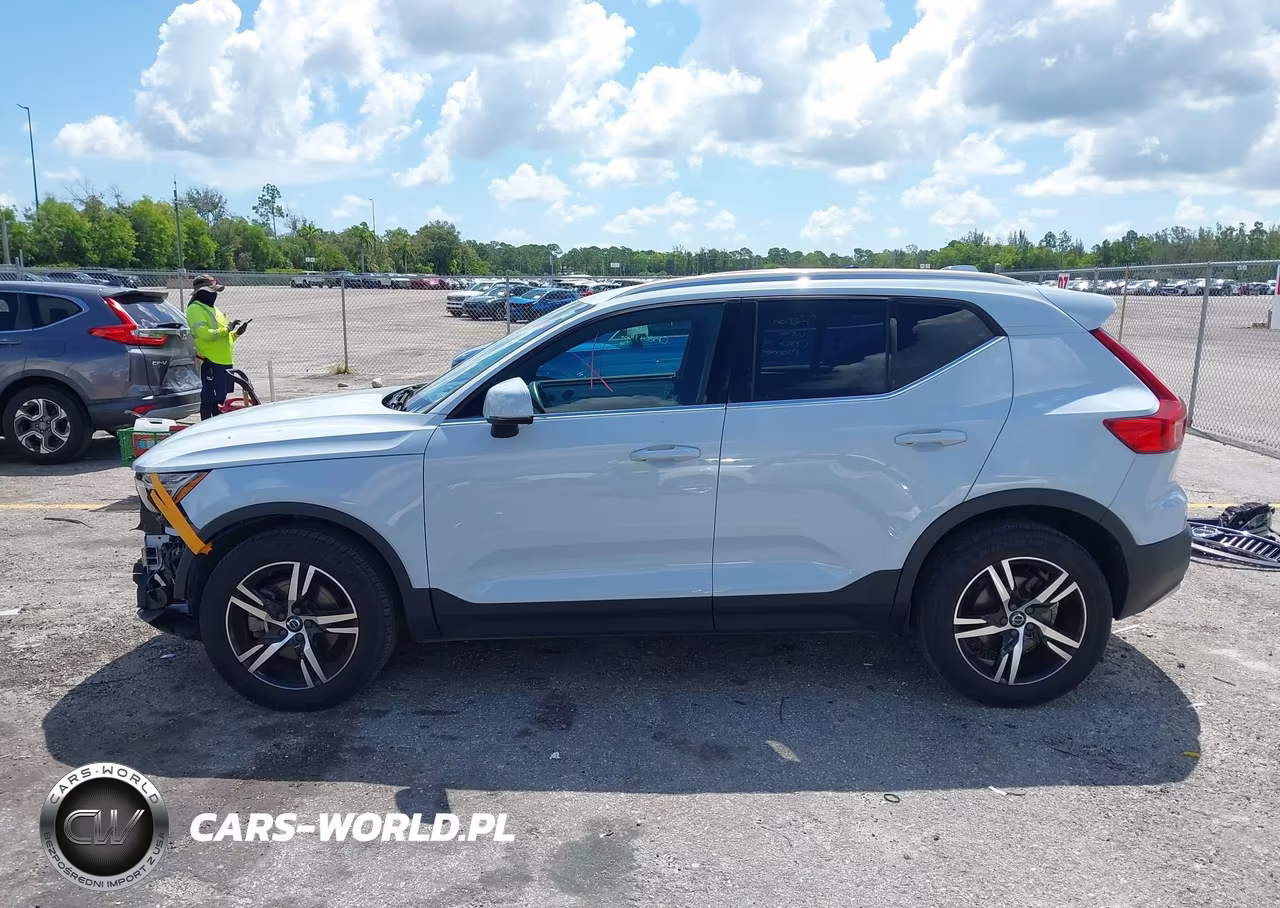 2024 Volvo Xc40 B5 Core Bright Theme VIN:YV4L12UK5R2201862 - 15