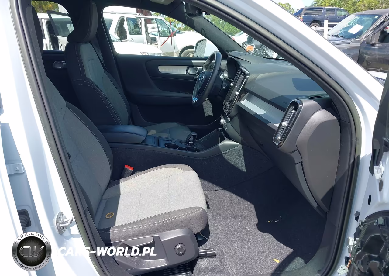 2024 Volvo Xc40 B5 Core Bright Theme VIN:YV4L12UK5R2201862 - 5