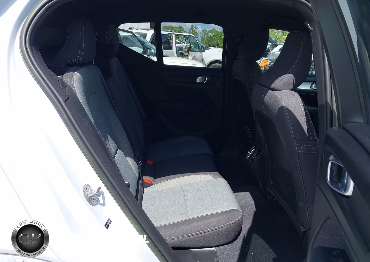 2024 Volvo Xc40 B5 Core Bright Theme VIN:YV4L12UK5R2201862 - 8