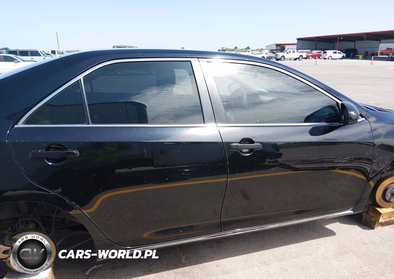 2013 Toyota Camry Le VIN:4T4BF1FK7DR322558 - 13
