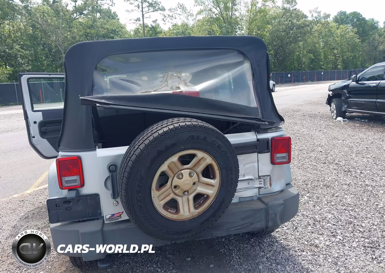 2010 Jeep Wrangler Unlimited Sport VIN:1J4BB3H18AL232342 - 6
