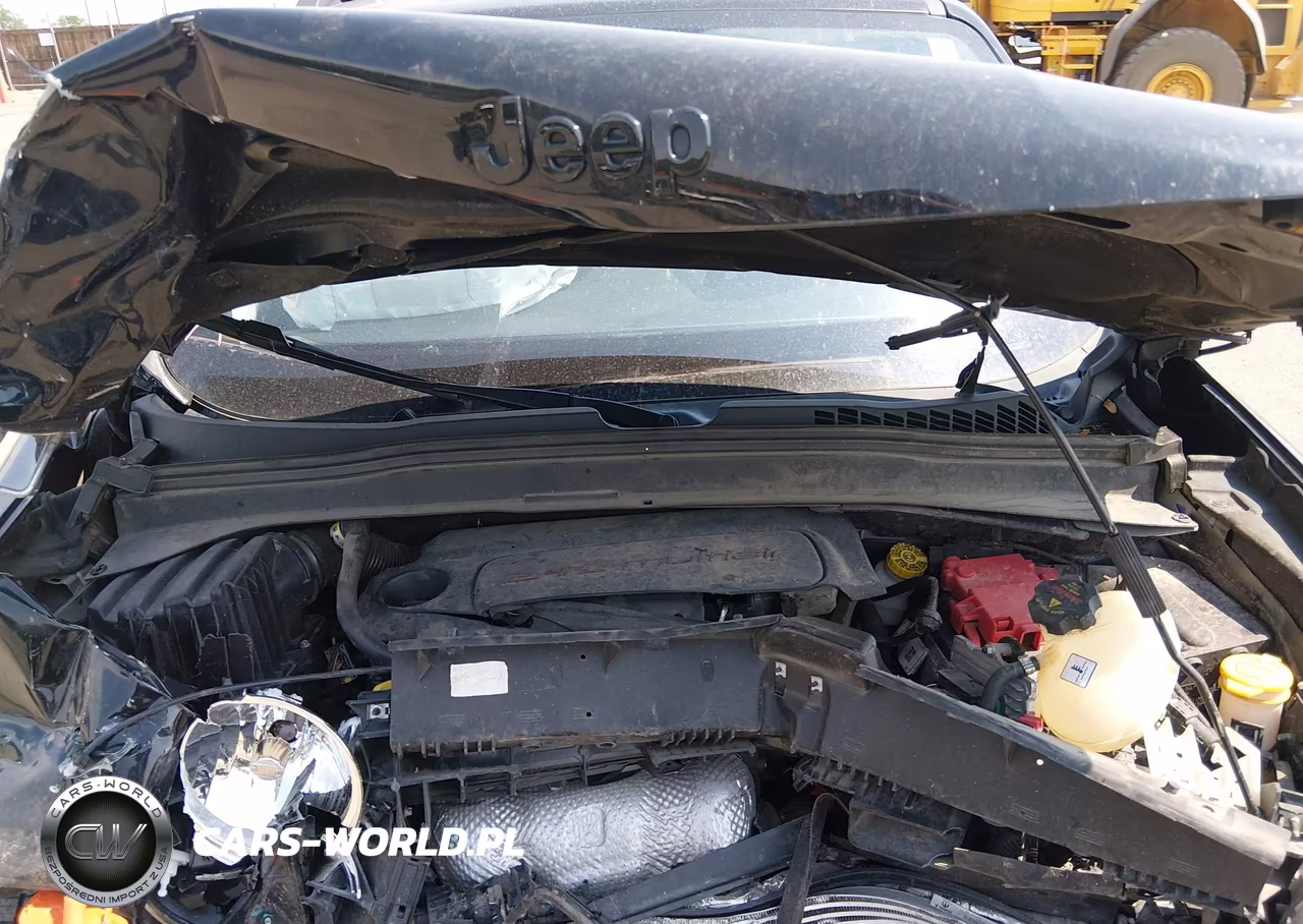 2020 Jeep Renegade Altitude 4X4 VIN:ZACNJBBB4LPL25744 - 10