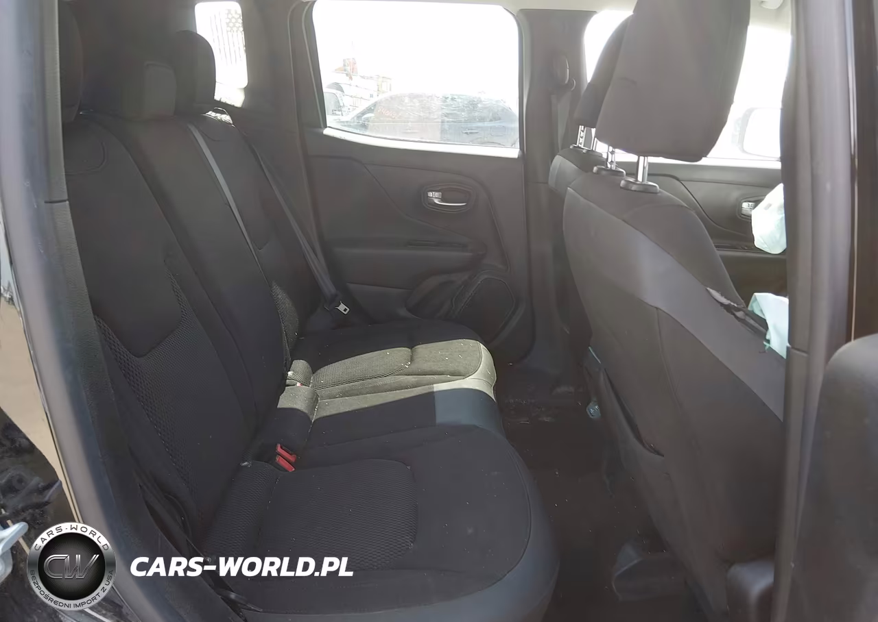 2020 Jeep Renegade Altitude 4X4 VIN:ZACNJBBB4LPL25744 - 8