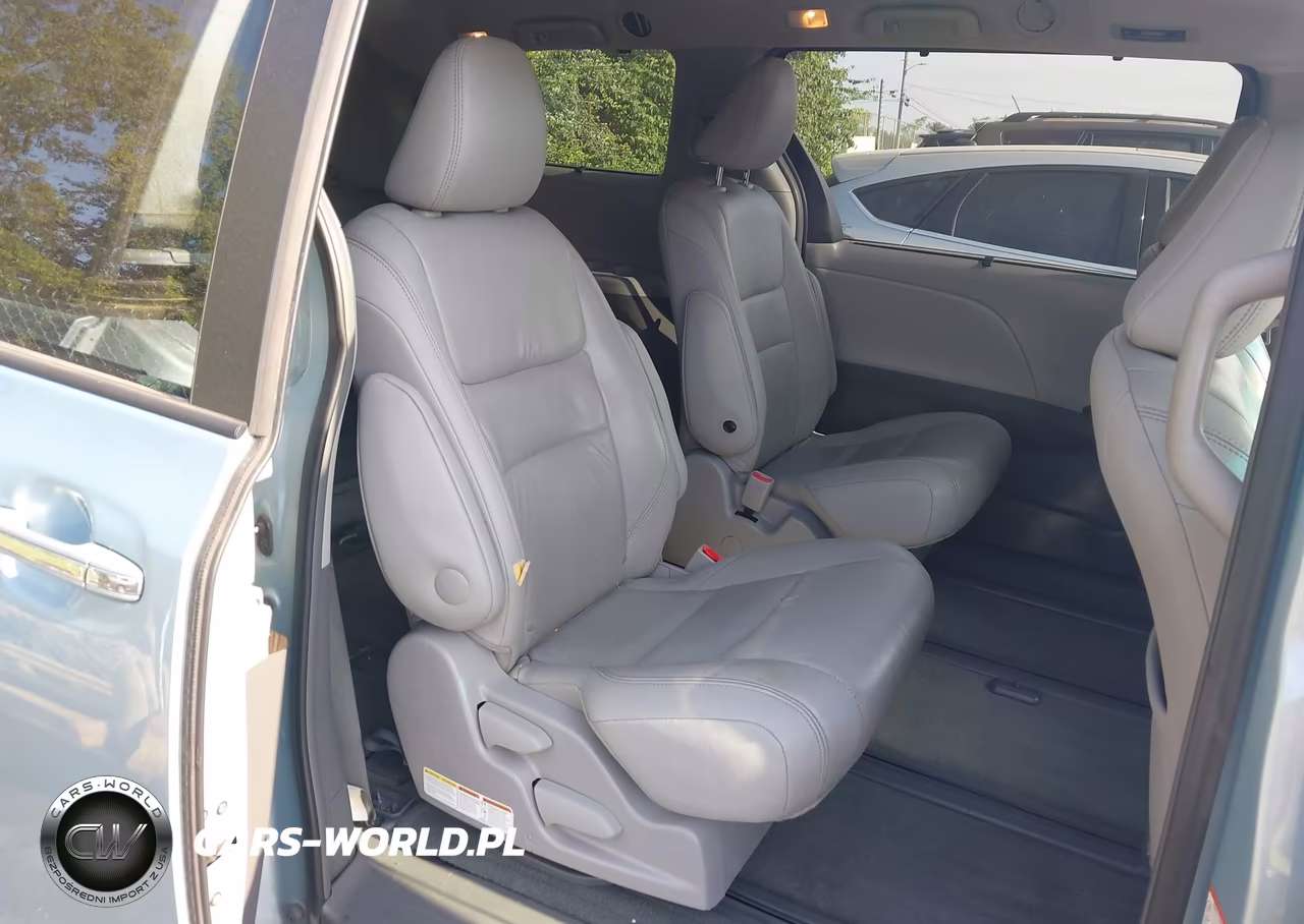 TOYOTA SIENNA XLE VIN:5TDDK3DC5FS095338 - 8