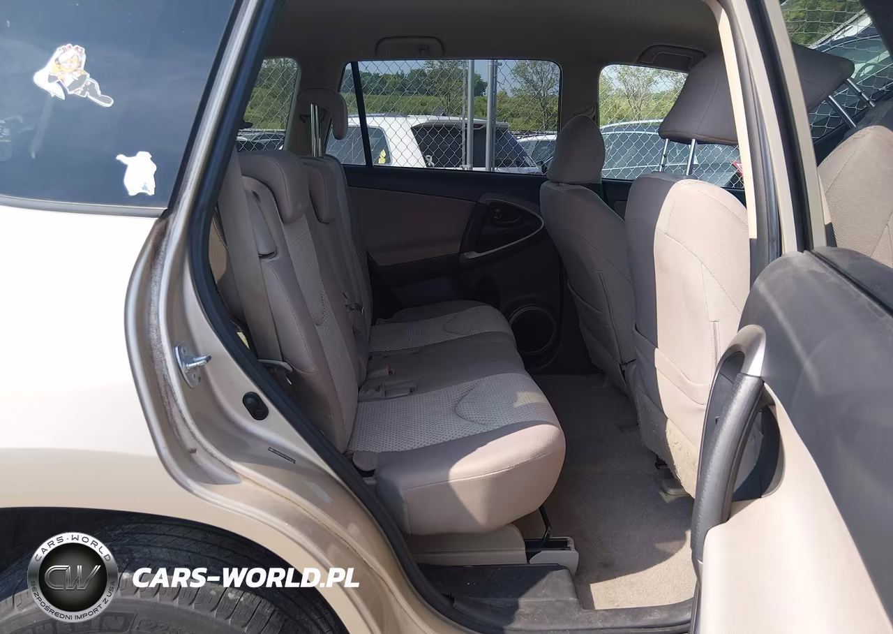 2007 Toyota Rav4 VIN:JTMBD33VX75108757 - 8
