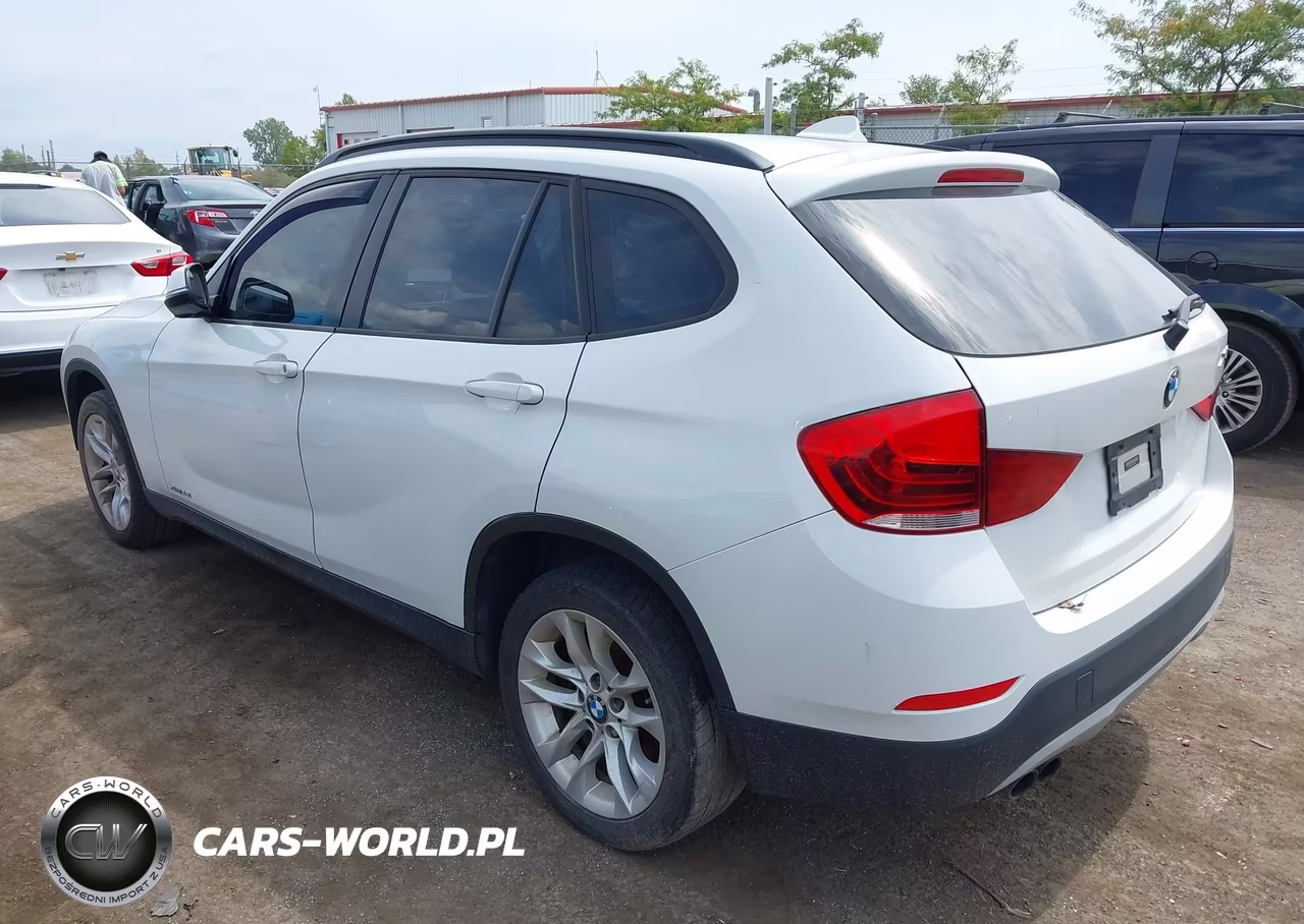 2015 BMW X1 xDrive28I VIN:WBAVL1C50FVY26933 - 3
