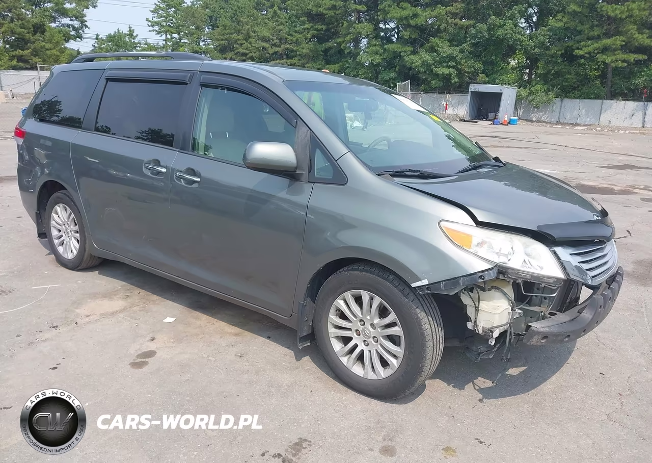 2011 Toyota Sienna Xle V6